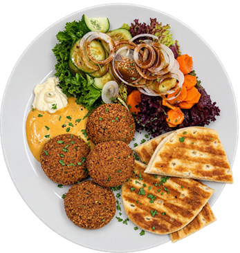 Falafel mit Fladenbrot im Sunset Restaurant & Bar